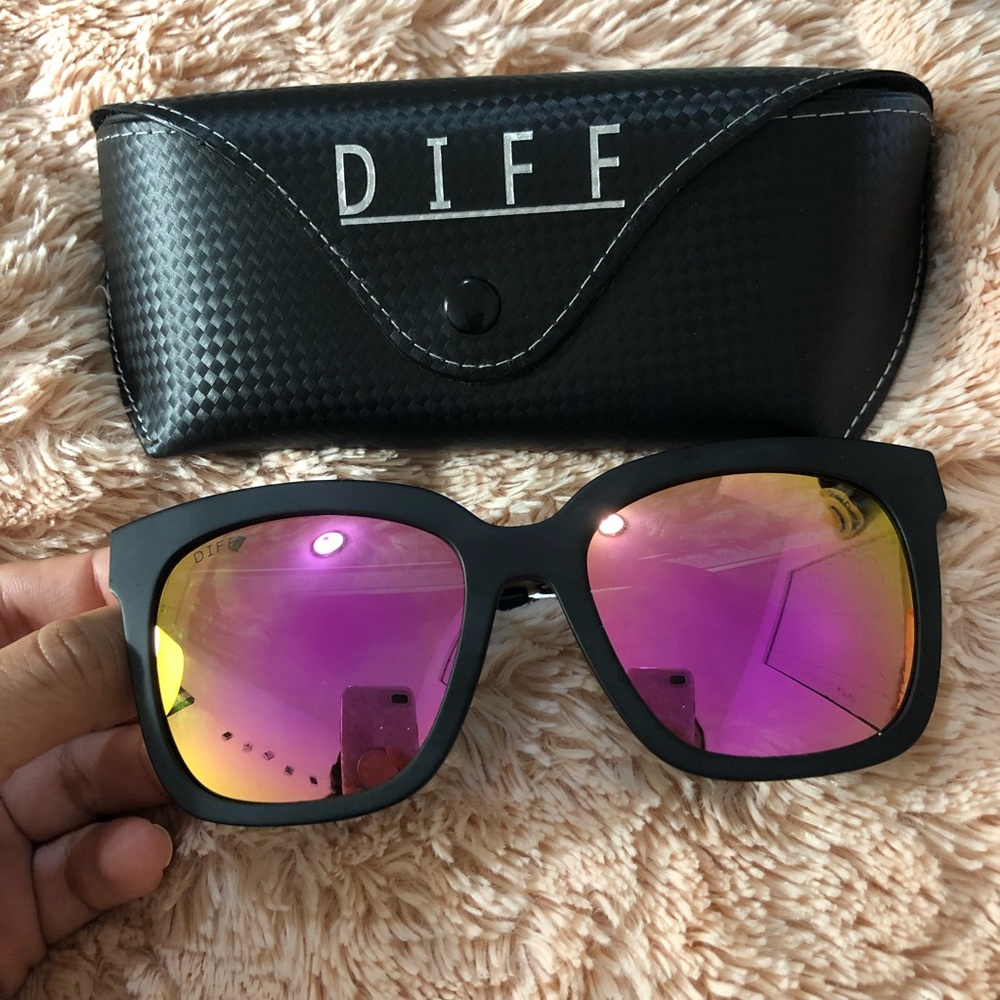 DIFF reflective sunglasses
